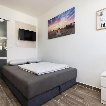 Studio Apartment Pinetree - Mali Lošinj Eksteriør bilde
